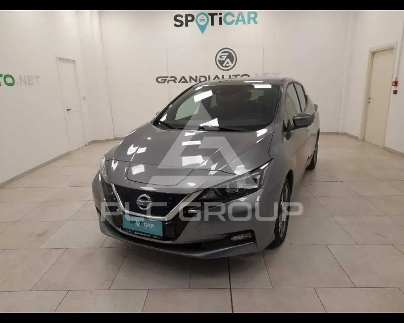 2021 Nissan LEAF