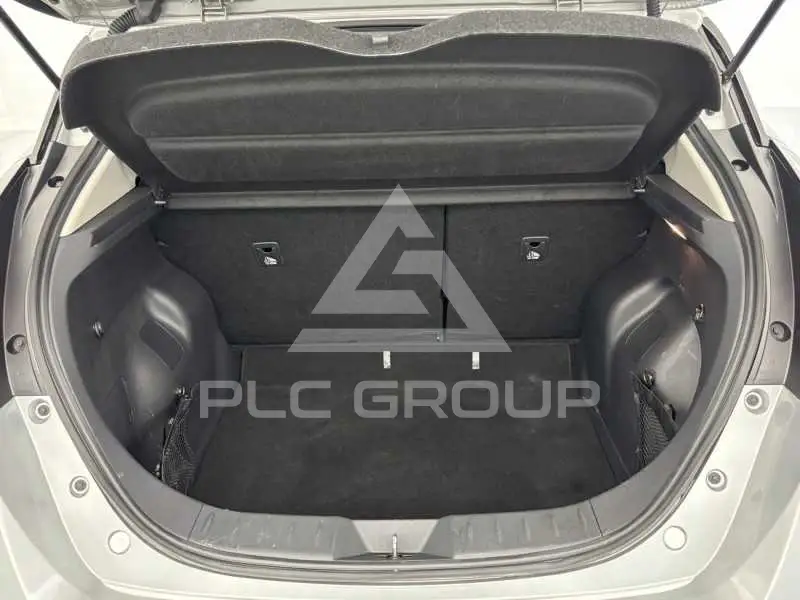 2021 Nissan LEAF