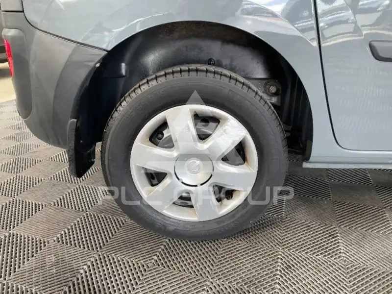 2021 Nissan NV 250