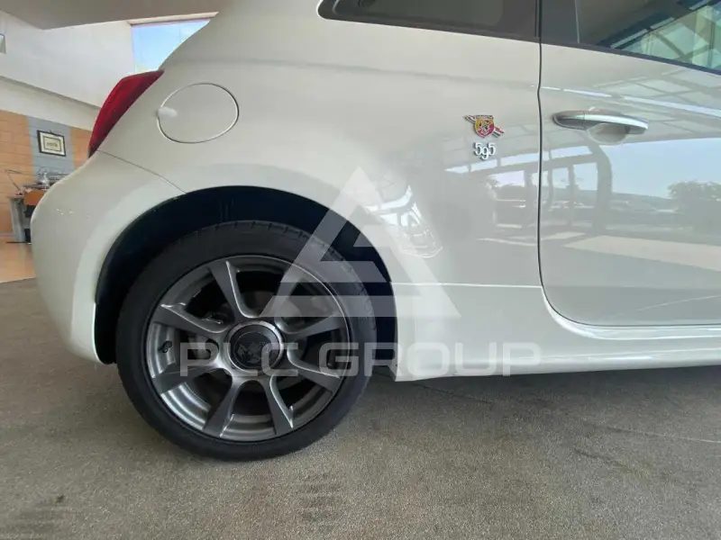 2021 Abarth 595