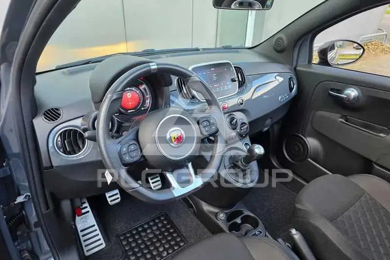 2021 Abarth 595