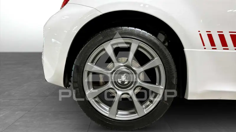 2021 Abarth 595