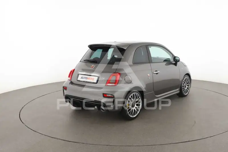 2021 Abarth 595