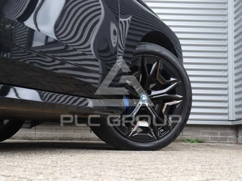 2021 BMW iX
