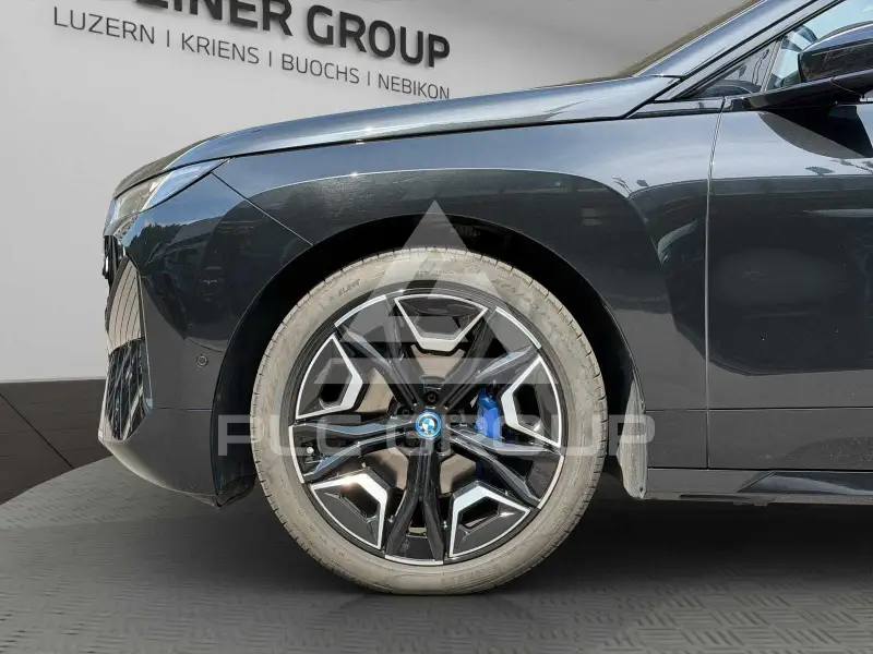 2021 BMW iX