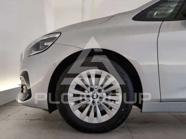 2021 BMW 218