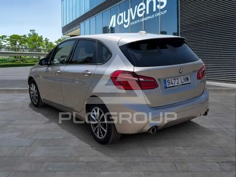 2021 BMW 218