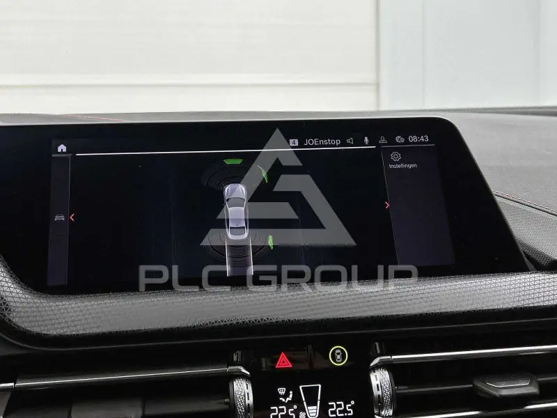 2021 BMW 218