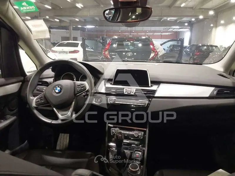 2021 BMW 218