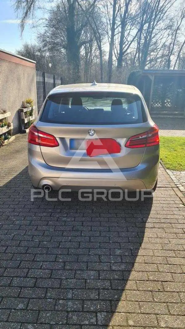 2021 BMW 218
