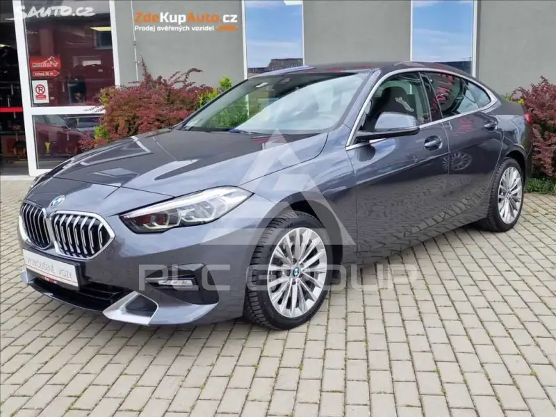 2021 BMW 218