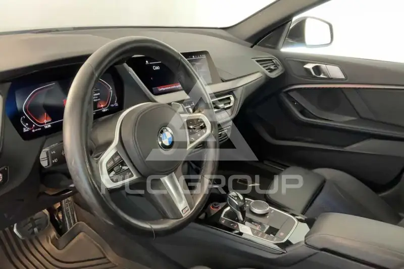 2021 BMW 218