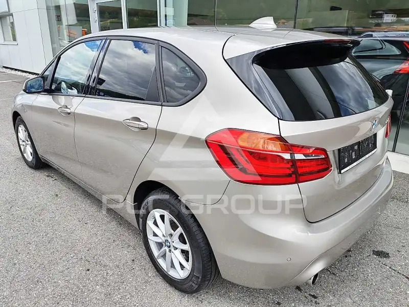 2021 BMW 218