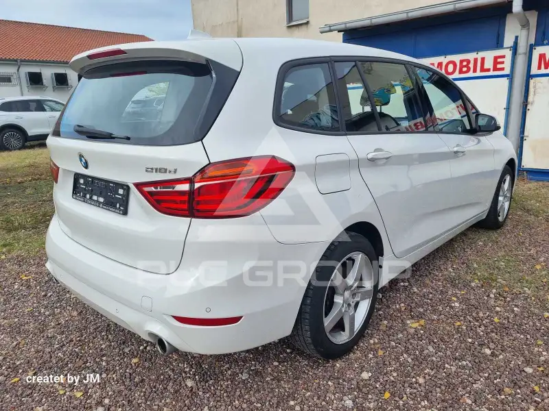 2021 BMW 218