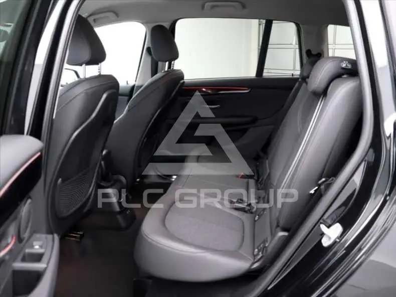 2021 BMW 218