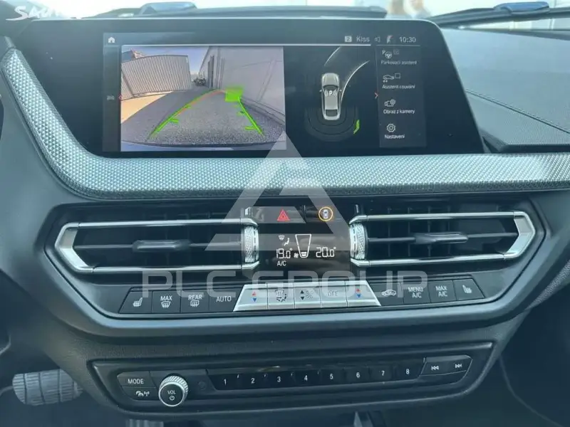 2021 BMW 218