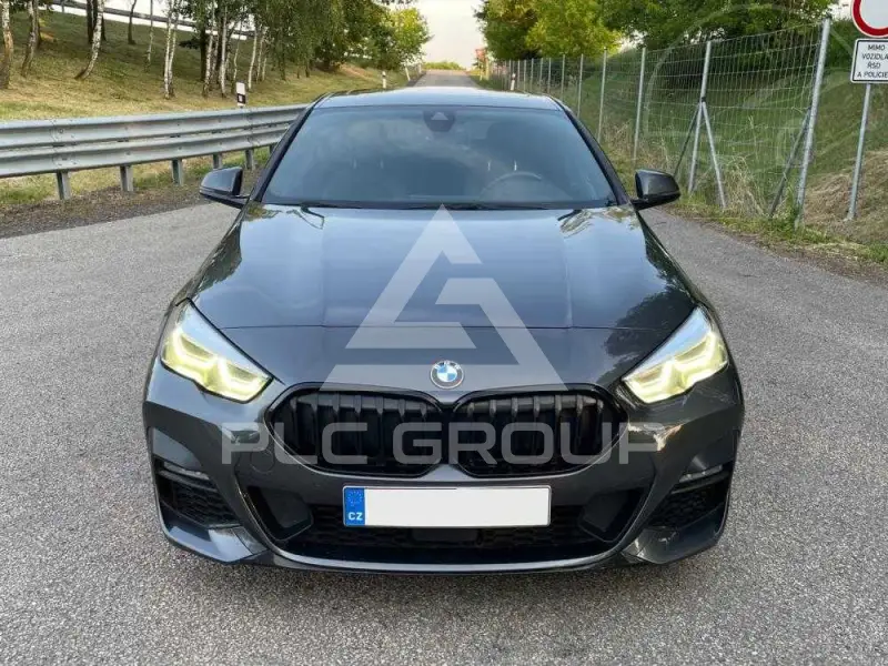 2021 BMW 218