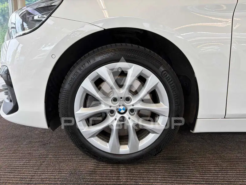 2021 BMW 218