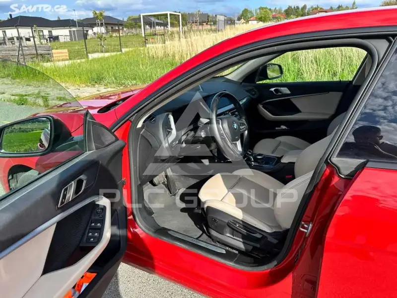 2021 BMW 218