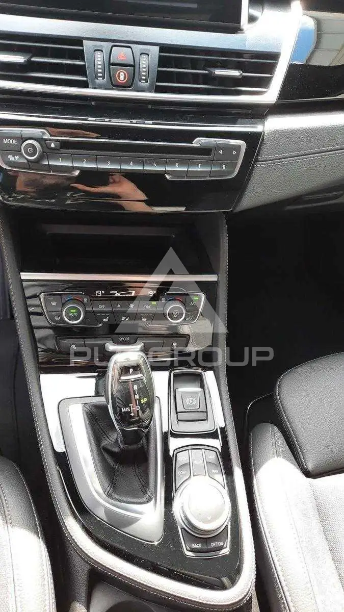 2021 BMW 218