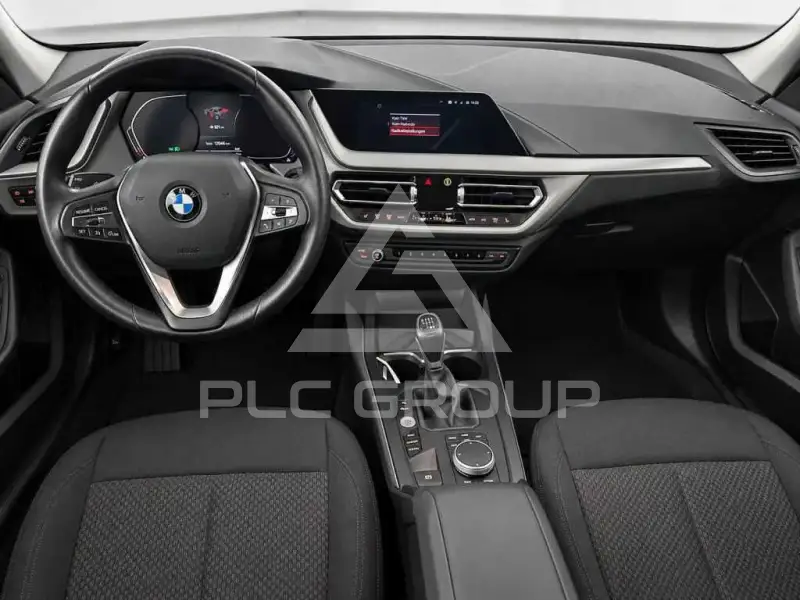 2021 BMW 218