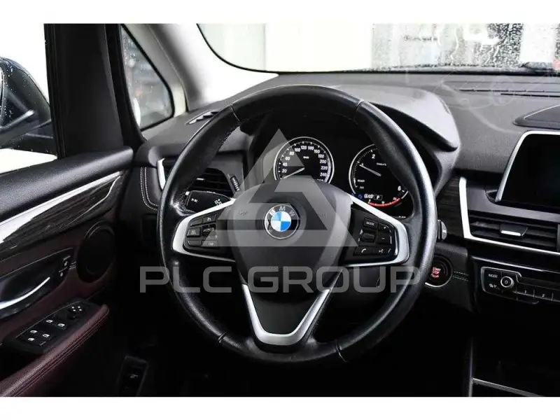 2021 BMW 218