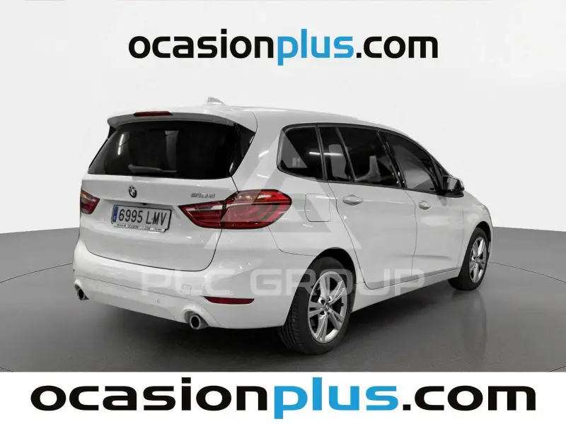 2021 BMW 218