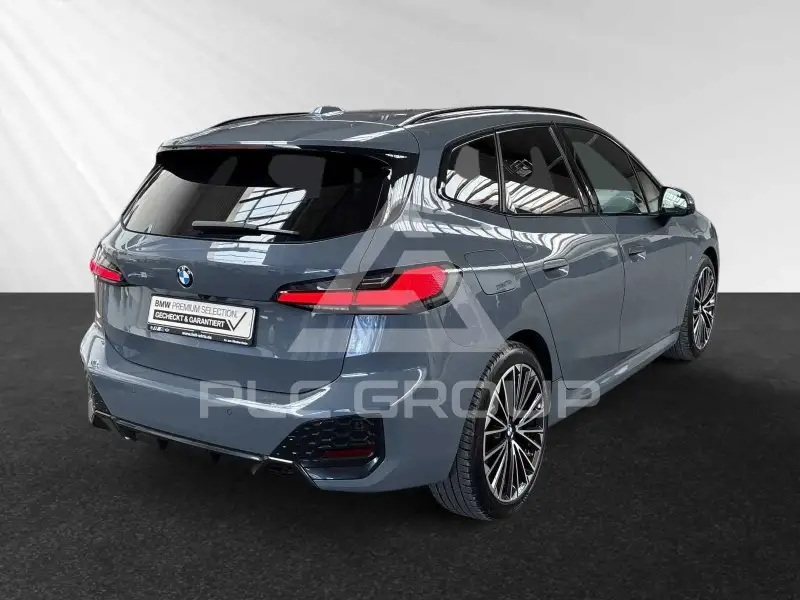 2021 BMW 218