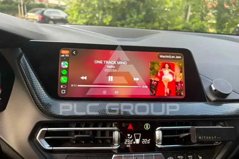 2021 BMW 218