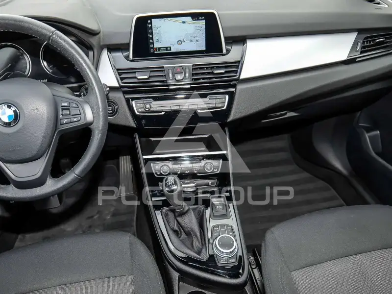 2021 BMW 218