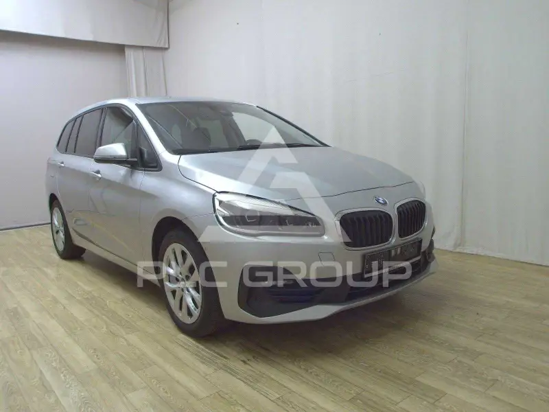 2021 BMW 218