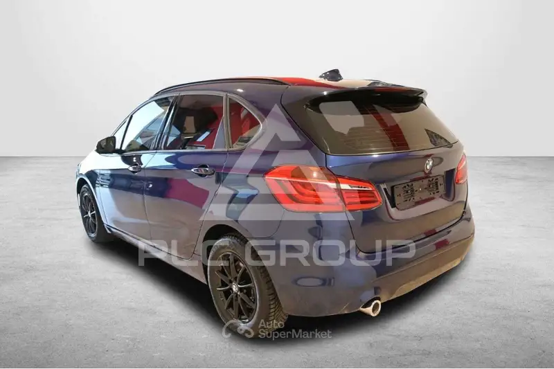2021 BMW 218