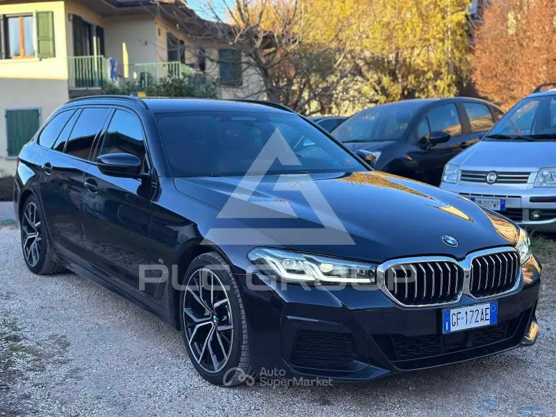 2021 BMW 523
