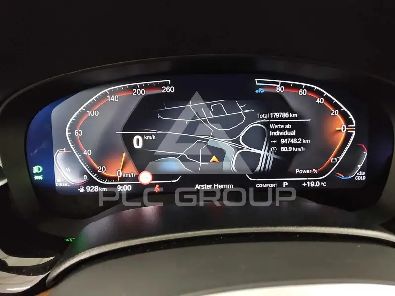 2021 BMW 523
