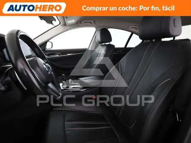 2021 BMW 523