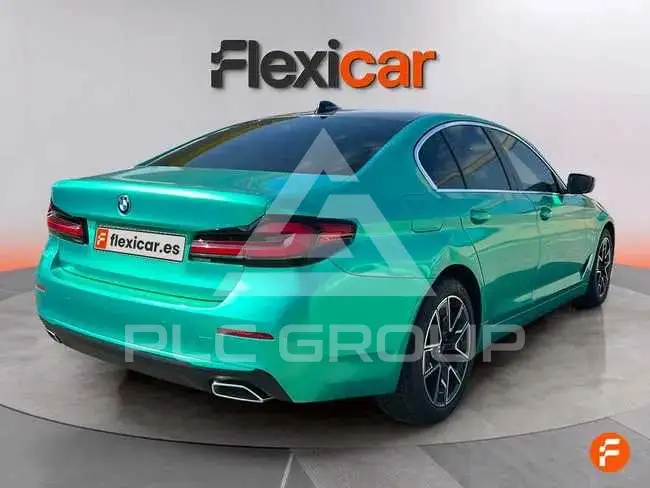 2021 BMW 523