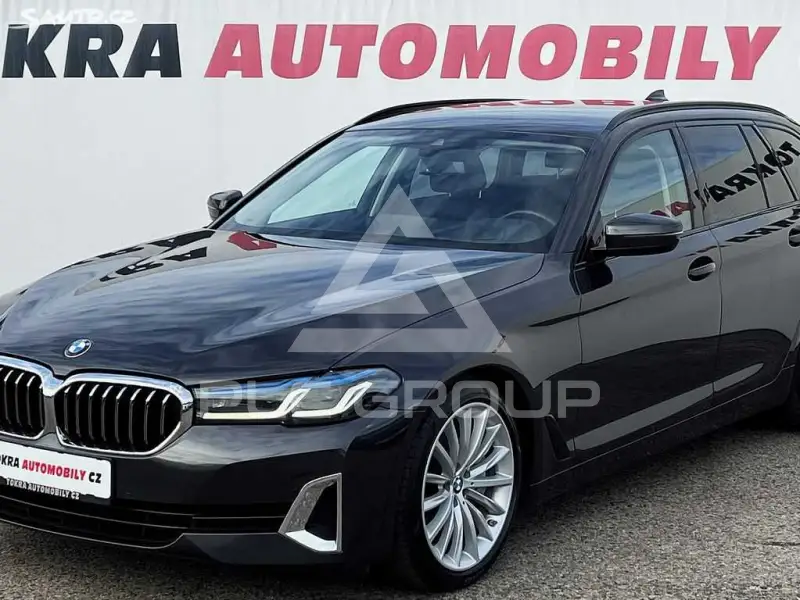 2021 BMW 523