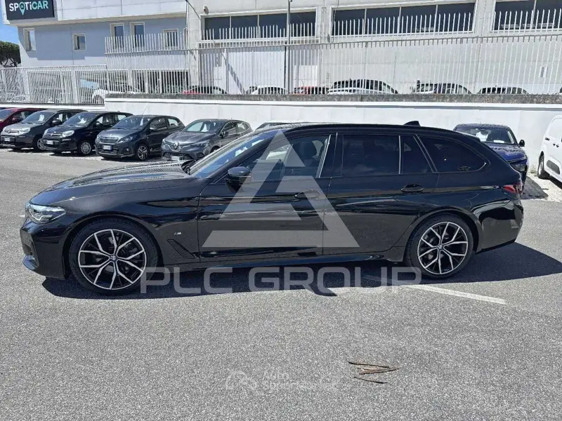 2021 BMW 523