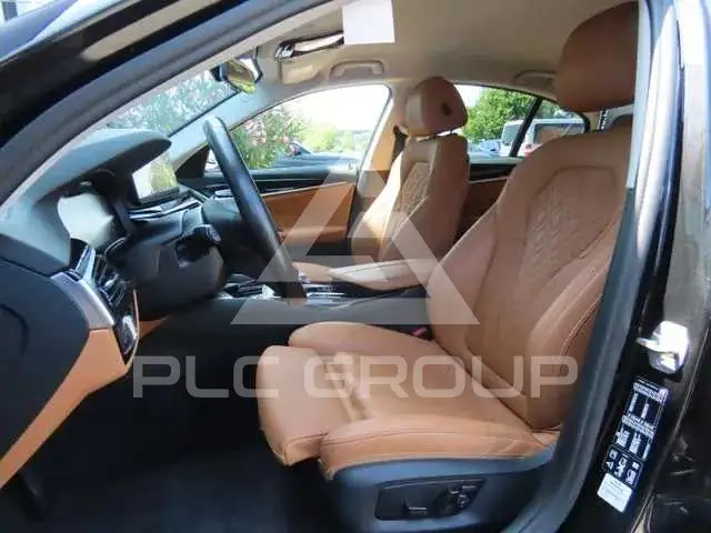 2021 BMW 523