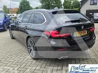 2021 BMW 523