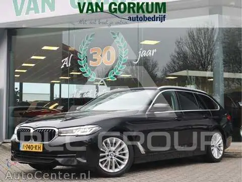 2021 BMW 523