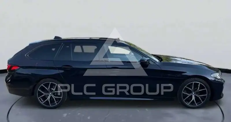 2021 BMW 523