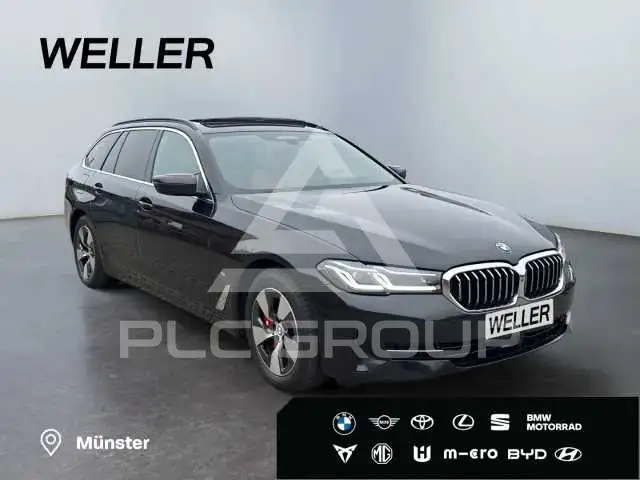 2021 BMW 523
