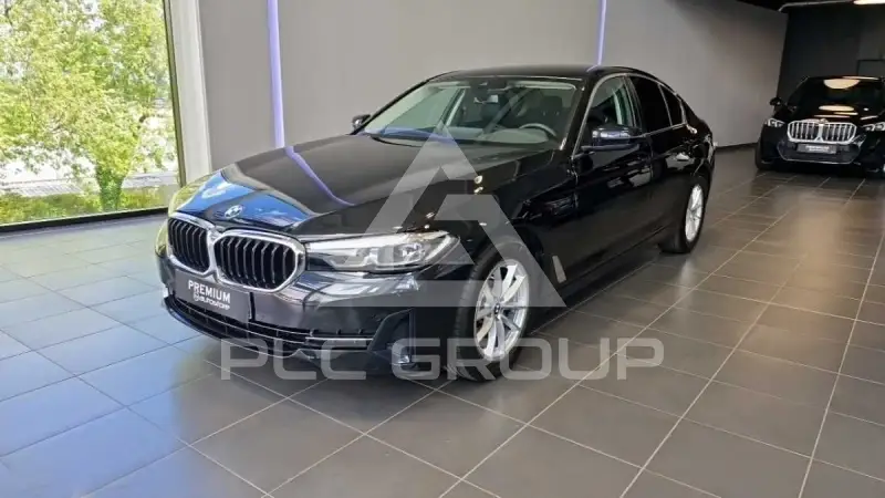 2021 BMW 523