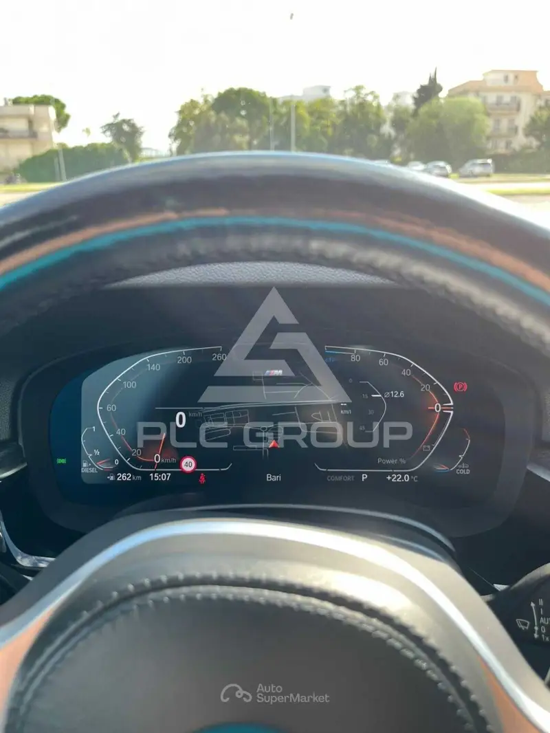 2021 BMW 523