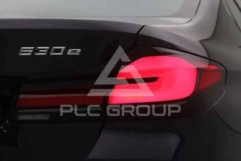2021 BMW 523