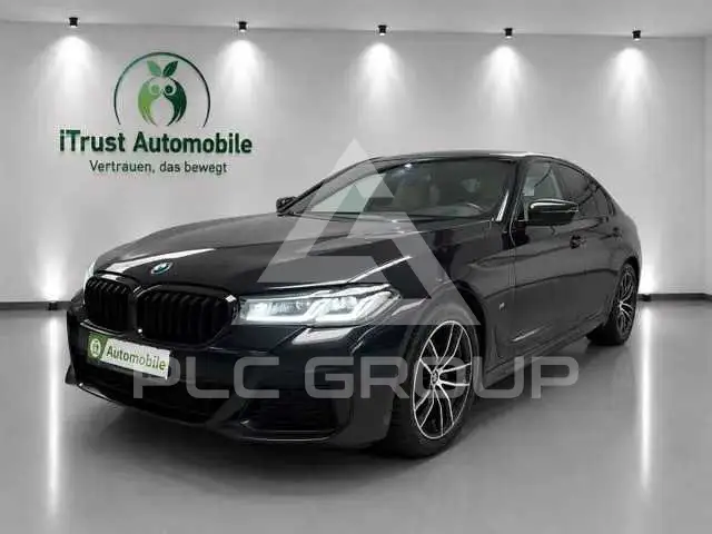 2021 BMW 523
