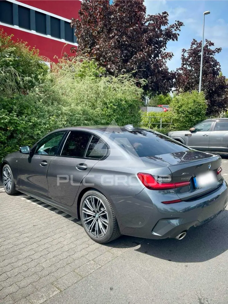 2021 BMW 330
