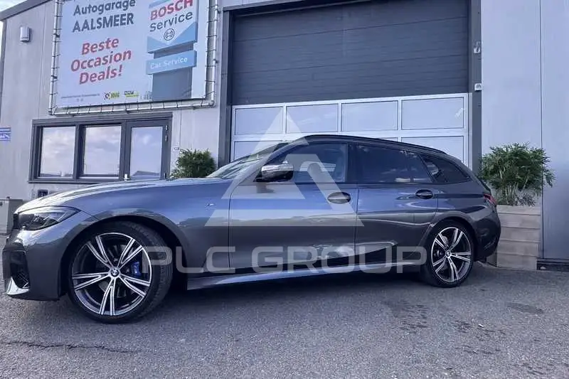 2021 BMW 330