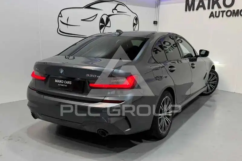 2021 BMW 330